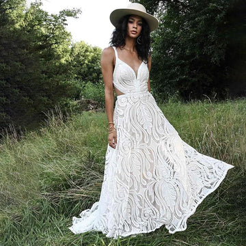 V Neck Lace Long Sleeves Boho Bridal Gowns Spaghetti Straps Criss Cross Customized Rustic Backless Photoshoot Wedding Dresses