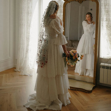 Cutout Cotton Lace Tiered Retro Bridal Gown 3/4 Sleeve Customized Plus Size Square Neck Manor Countryside Wedding Vintage Dress