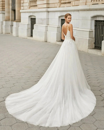 Vintage Spaghetti Strap Wedding Dress Sexy V-neck Sleeveless Lace Backless for Women Bridal Gown Vestido de novia