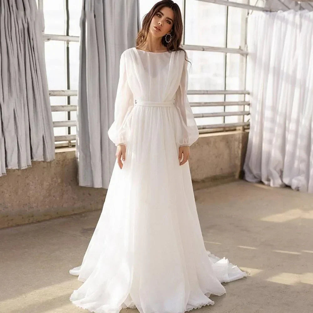 PERFECT Simple O-Neck A-line Wedding Dresses Elegant Long Sleeves Criss-Cross Back Bridal Gowns Organza Custom Made Sweep Train