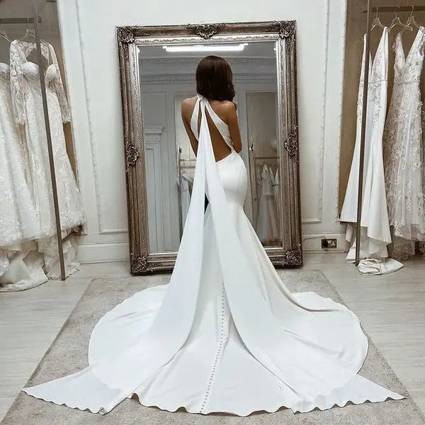 Ivory Halter Collar Wedding Dresses Sleeveless Open Back Bridal Dress With Long Cape Sleeveless Women Mermaid Bride Dress