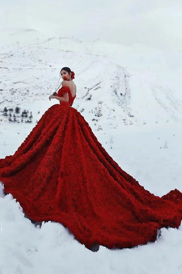 Luxury Plus size  Gorgeous Red 3D Flowers V Neck Wedding Dresses Mariage Sexy Bridal Dress Wedding Gowns customized
