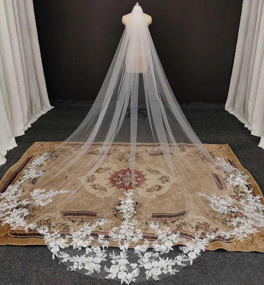 High Quality Vintage Wedding Veil 3.5M Long Special Cut Royal Bridal Veil with Comb Bling Sequins Lace Veil Customized