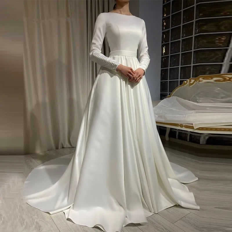 White long sleeves satin wedding dress 2025 elegant Muslim bridal gown floor length