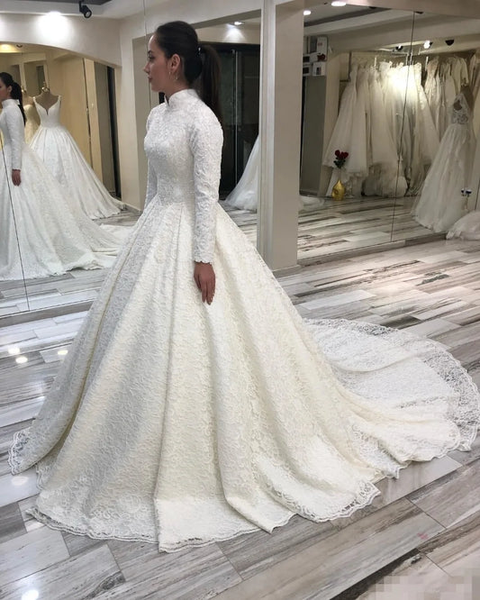 Vestido De Noiva 2025 luxury Lace Bride Dress Beading Muslim Wedding Dress Long Vintage O -Neck Wedding Gown Long Train Mariage