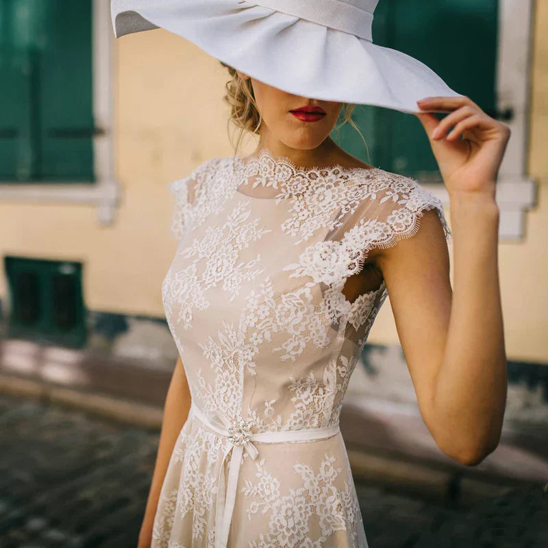 Vintage Champagne Lace Bohemian Wedding Dress A Line Cap Sleeve Sexy Backless Bridal Gown Vestidos de Novia