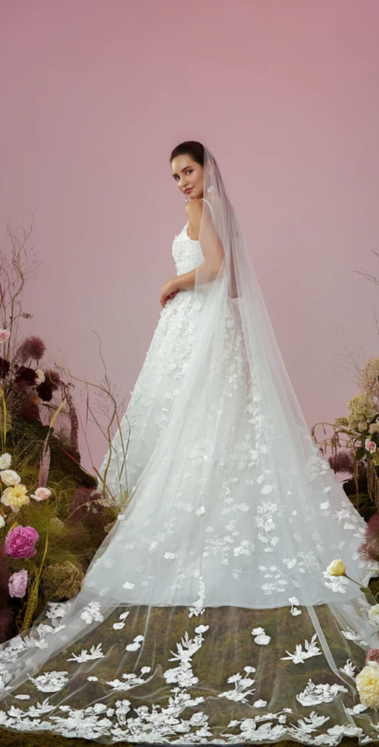 Pastoral scoop 3D flower spaghetti straps backless court train custom made wedding dress bridal gown