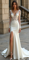 Elegant lace and satin mermaid wedding dress with illusion bodice, sheer sleeves, and a high slit – designed for a timeless yet modern bride.
| فستان زفاف أنيق بستايل حورية البحر مع كورسيه دانتيل شفاف وأكمام طويلة | Vestido de novia sirena con encaje y abertura elegante | Robe de mariée sirène avec dentelle et manches longues.