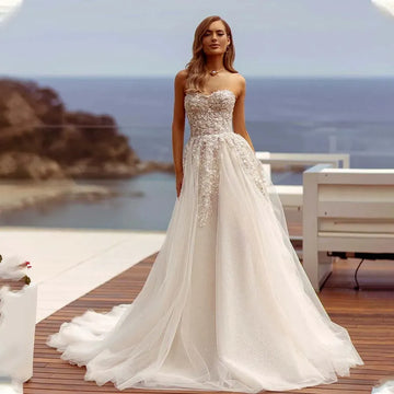 Elegant A-line lace applique off-shoulder sleeveless fluffy princess custom made bridal gown wedding dress