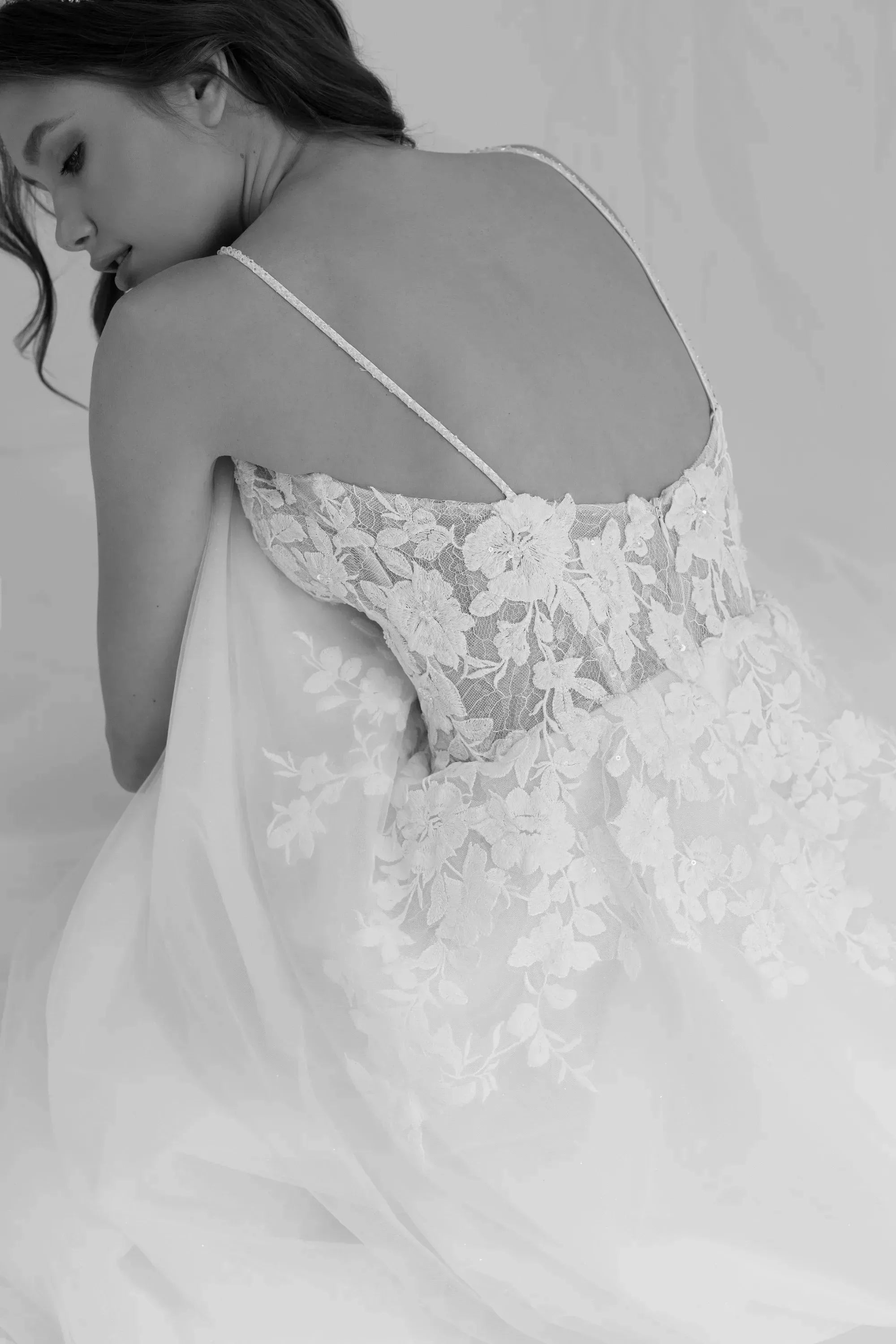 Boho Wedding Dresses For Women V Neck Lace Tulle A-Line Brides Gown Romantic Backless Formal Bridal Dresses Customized