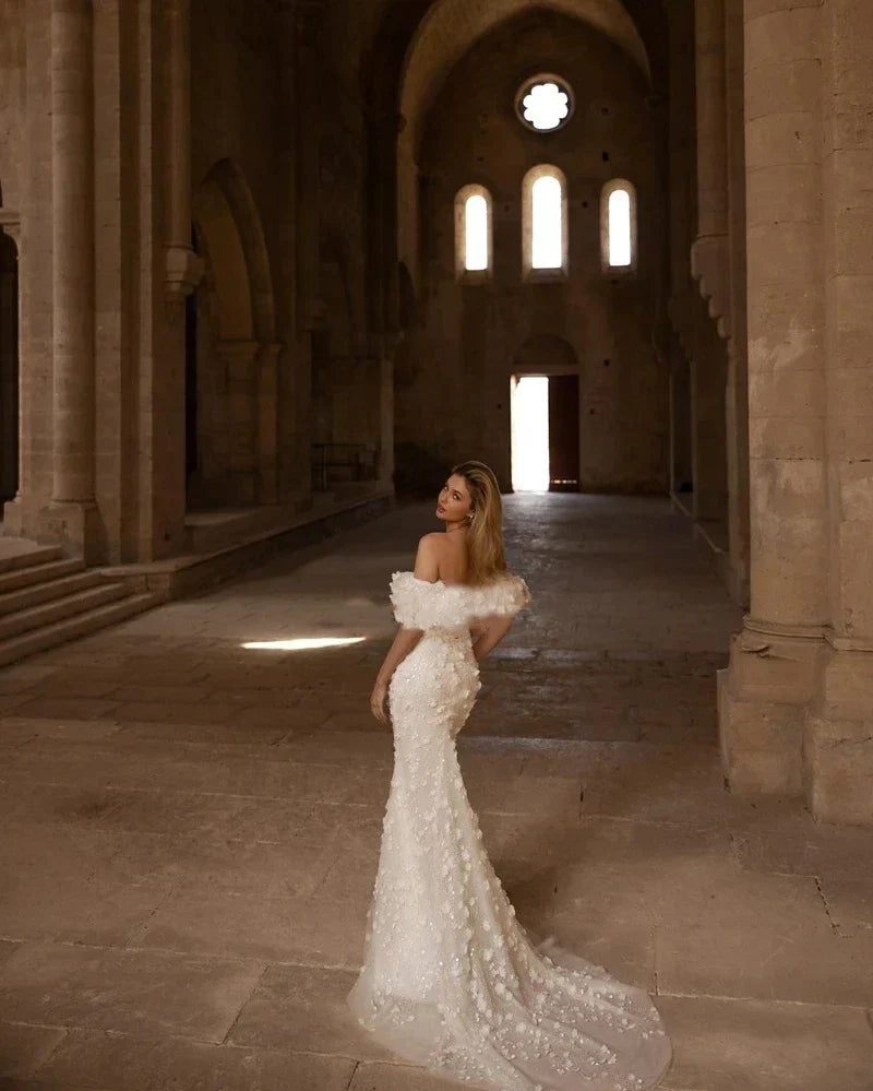 Elegant boat neck mermaid lace appliques off-shoulder puff sleeves wedding dress bridal gown