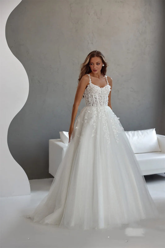 Charming Spaghetti Straps Sweethart 3D Fliwer Lace Bridal Grown A Line Wedding Dresses