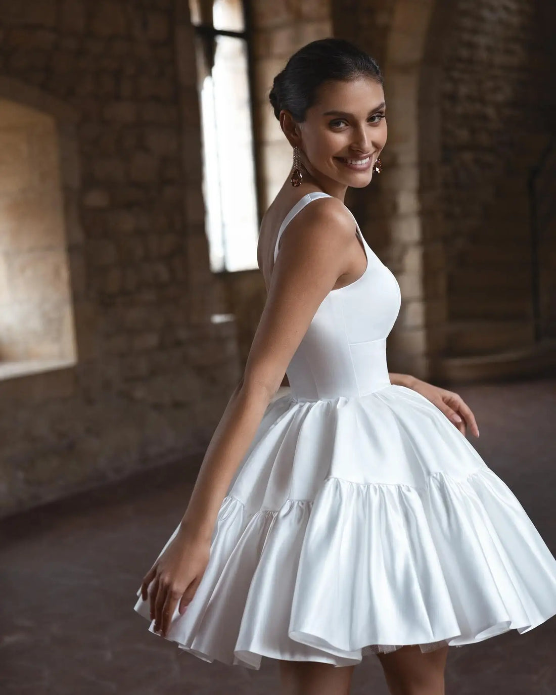 Mini Sexy Wedding Dresses Spaghetti Straps Bride Dress Short A line Brides Dance Dress Customized Wedding Party Dress