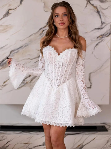 Elegant short dress - front