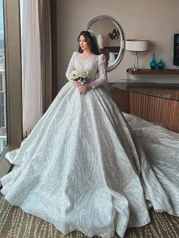 Luxurious White Ladies Wedding Ball Dress With Sequin Long Sleeve Crystal Sparkling Beaded O-Neck Long Train Dubai Bridal Gown