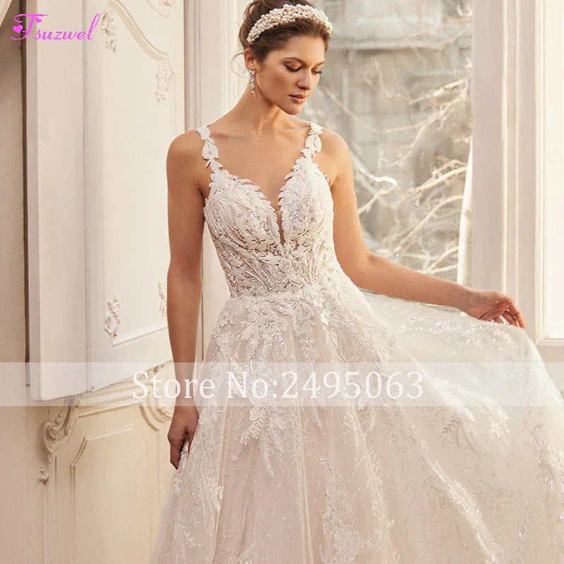 Gorgeous Appliques Sparkly A-Line Wedding Dress Luxury Beaded Sweetheart Neck Buttons Vintage Bridal Gown Customize