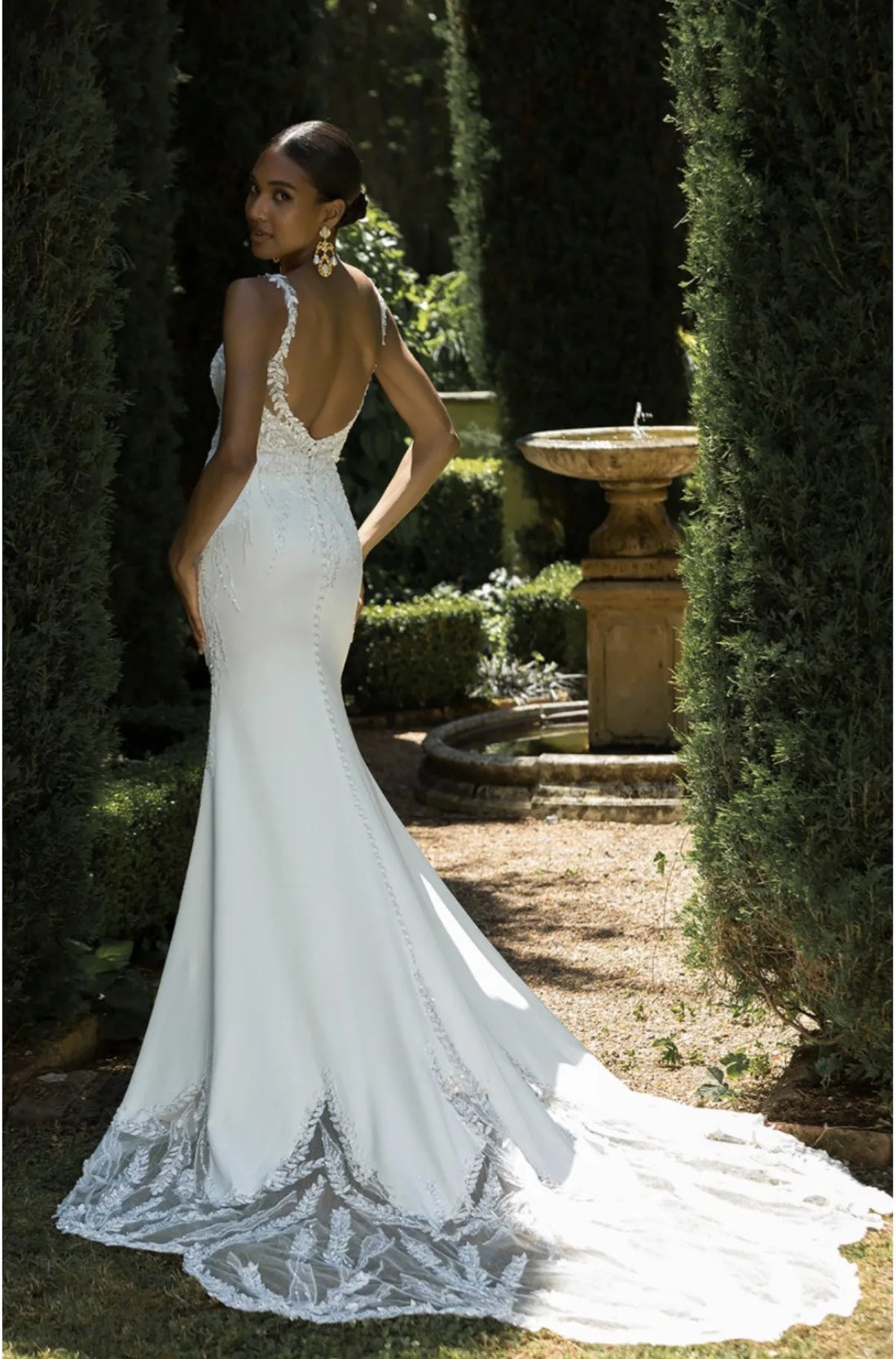 Customized2026 fishtail skirt wedding strap design single slit lace sequin decoration V-neck backless long tail Vestido de Novia