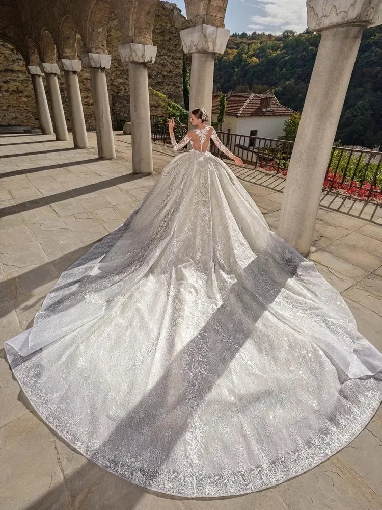 Customized Vintage Puffy Ball Gown Wedding Dress With Lace Appliques O-Neck Full Sleeves Bridal Gowns Vestido De Novia
