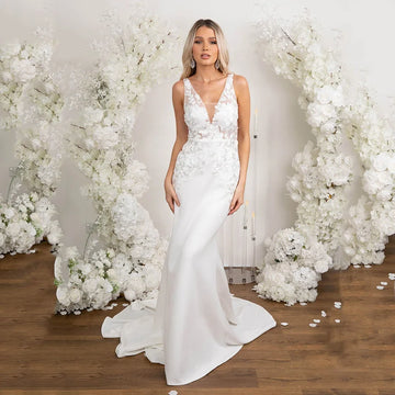 Lace Wedding Dresses for Bride V Neck Mermaid Bridal Dress Appliques Backless Vintage Wedding Party Gown Customized