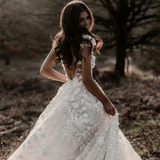 New Romantic Boho Customized Country Wedding Dresses With 3D Flowers Sexy V-Neck Illusion Arabic Bridal Wedding Gowns