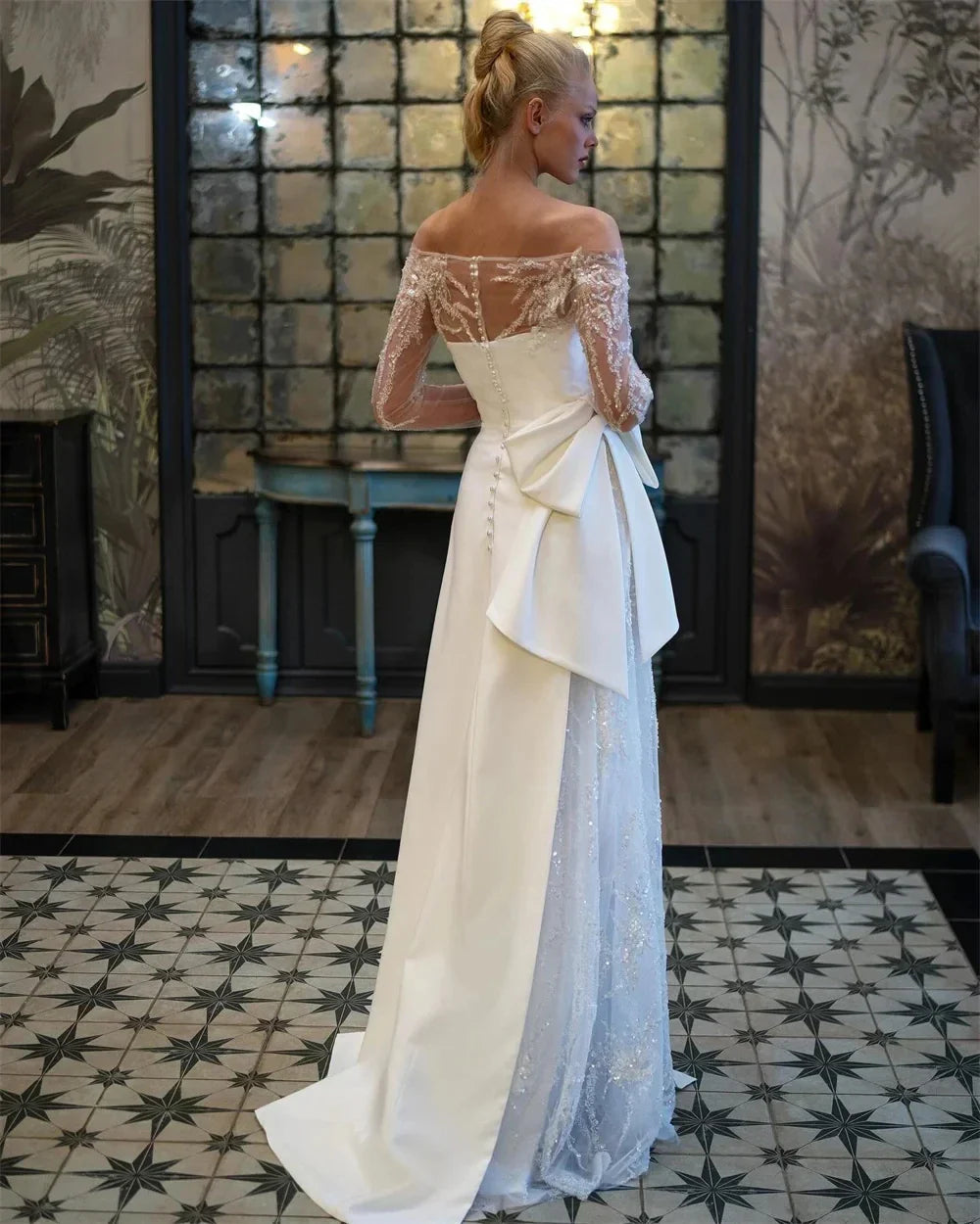 Luxury A-line wedding dress 2026 detachable sleeves sequined lace princess bridal gown