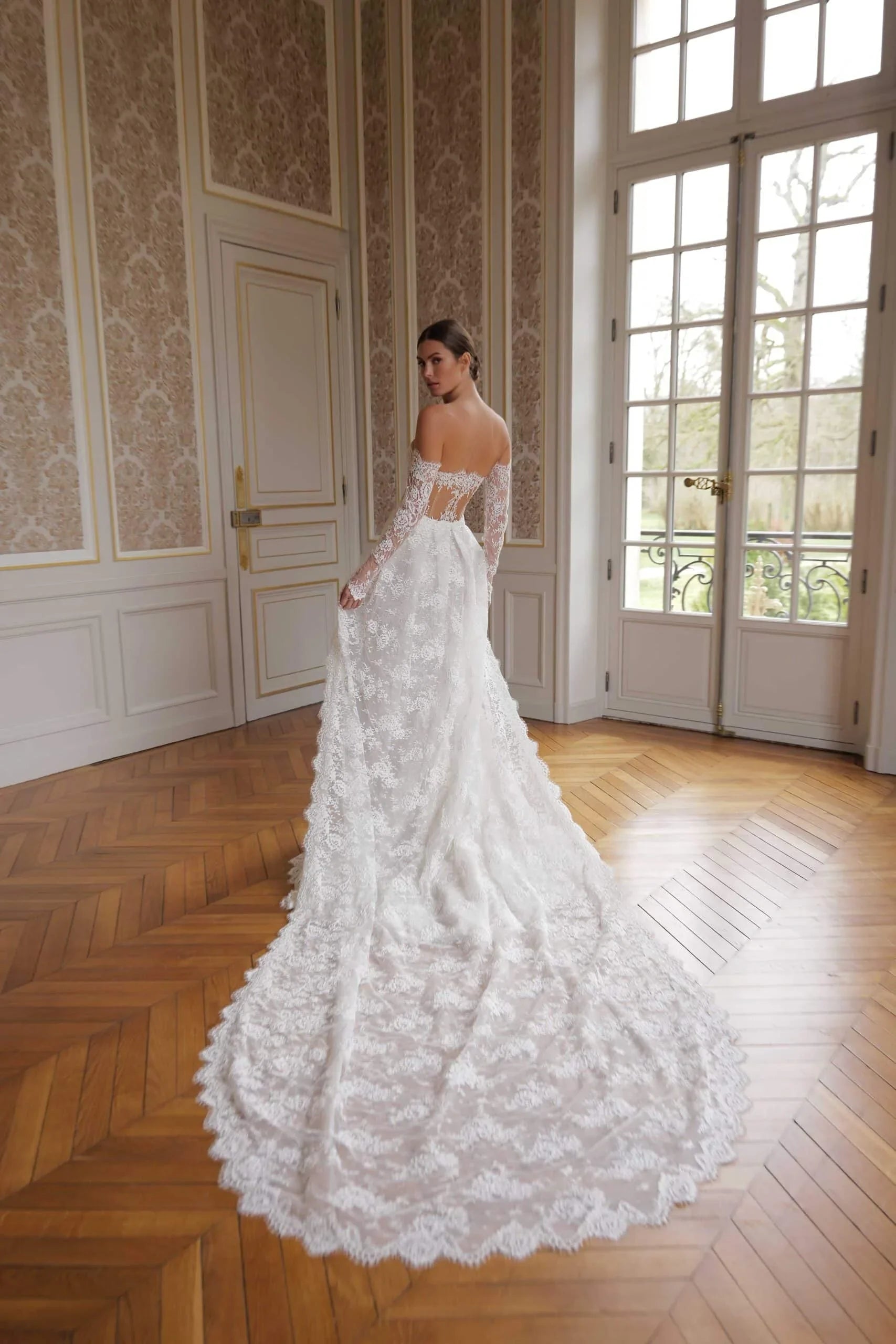 Mermaid off shoulder - back