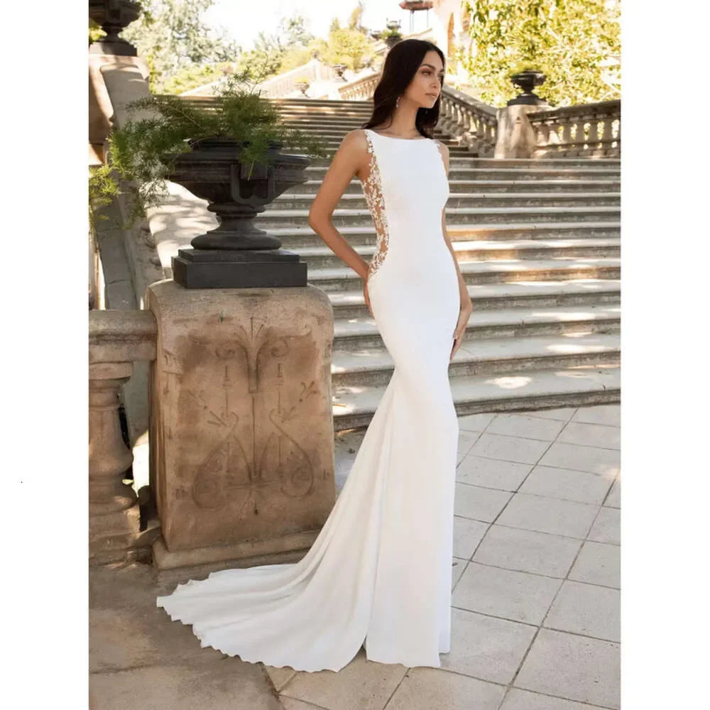 Sexy mermaid wedding dress 2026 scoop sleeveless lace appliques open back beach bridal gown