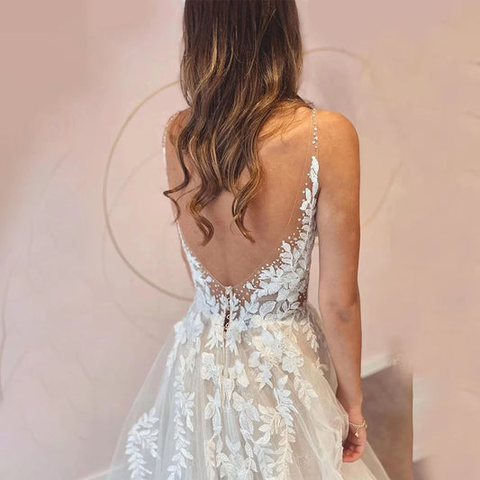 Deep V Neck Appliqued Customized Wedding Dress Backless Sleeveless Plus Size Sexy A Line Embroidered Tulle Leaf Lace Bridal Gown