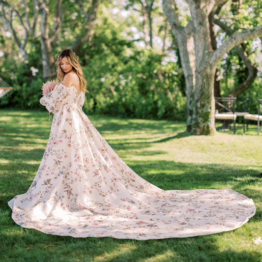 Floral Print Long Bishop Sleeve Bridal Gown High Split Chapel Train Ruched Butterfly Elegant Customized Princess Wedding Dress