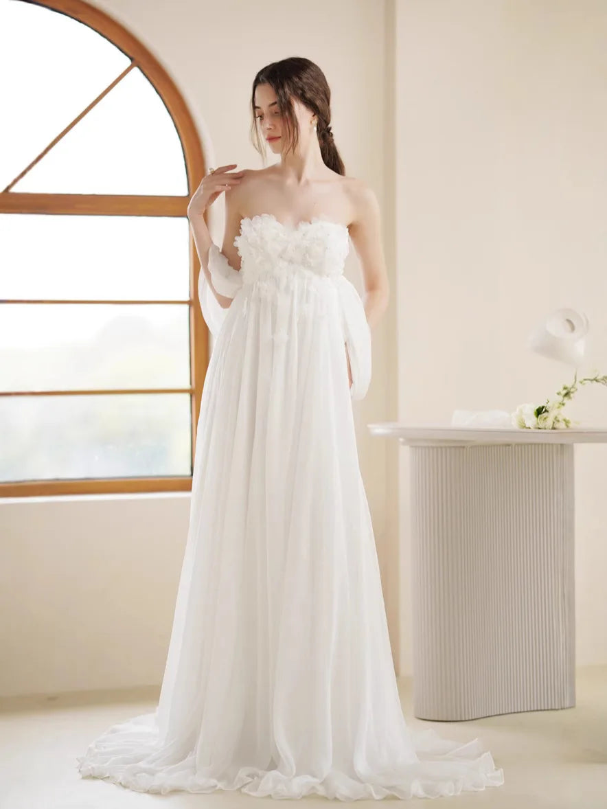 Lace empire bridal - side