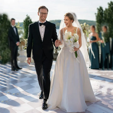 Satin Wedding Dresses Square Neck Sleeveless Wedding Ceremony Party Dress Simple Bridal Gown Classic Brides Dress Customized