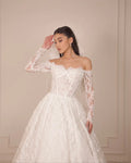 Sexy backless lace A-line boho wedding dress long sleeves appliques bridal gown side view