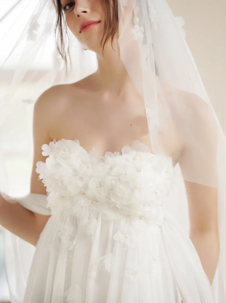 Wedding gown - neckline