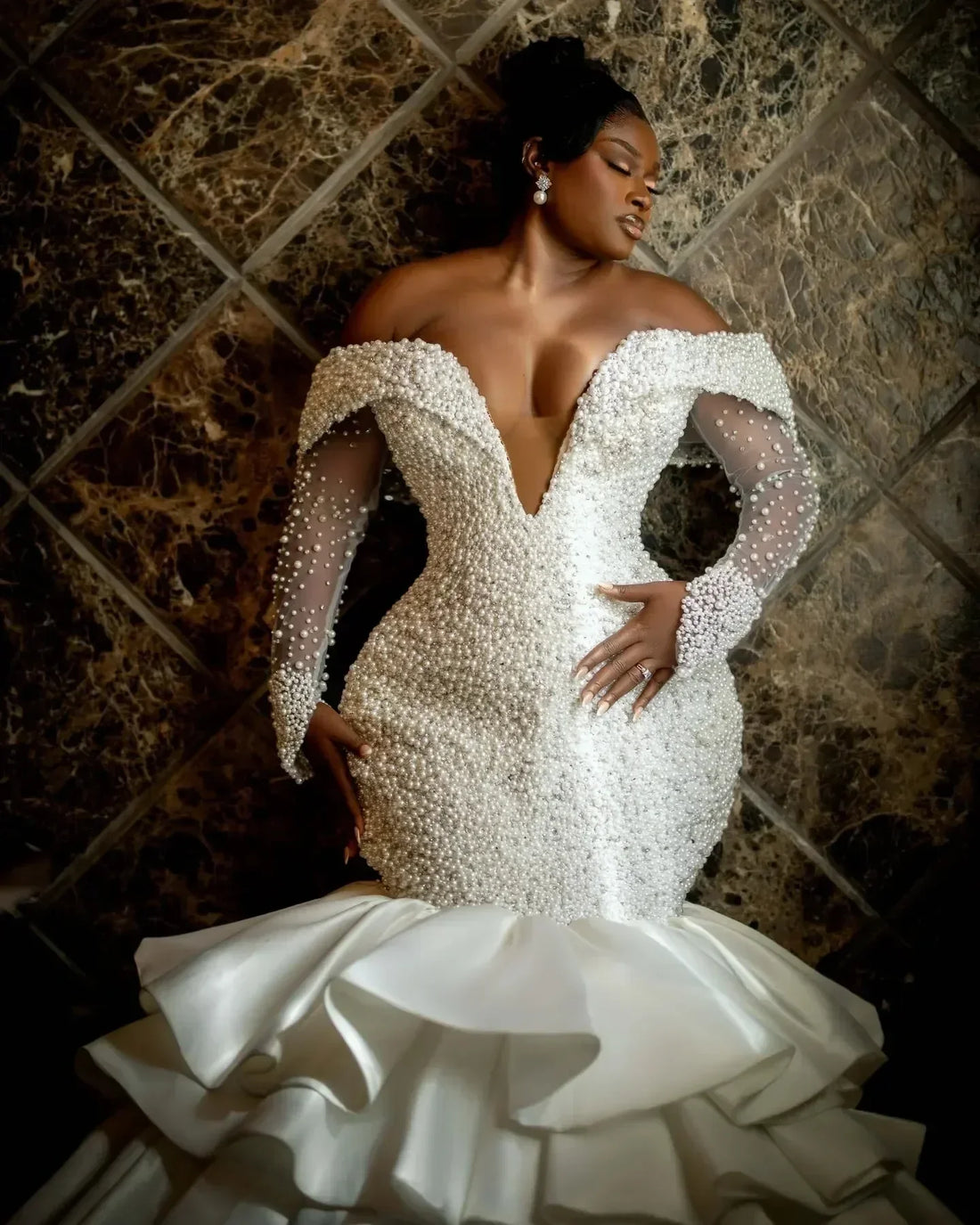 2026 Modern Arabic Dubai Wedding Dress Off the Shoulder Long Sleeves Pearls Ruffles Mermaid  Bride Gowns Vestidos De N