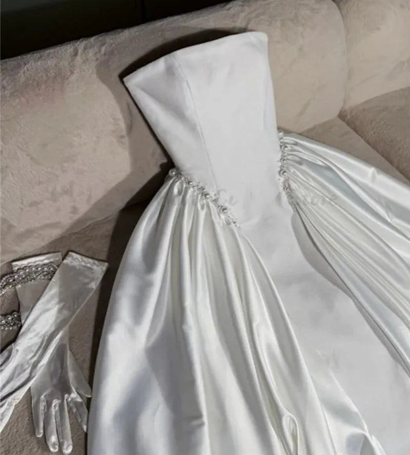 Gorgeous A-line satin strapless pearls floor-length formal wedding dress bridal gown