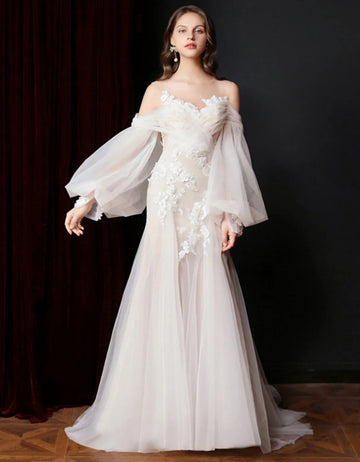 Elegant princess dress - front