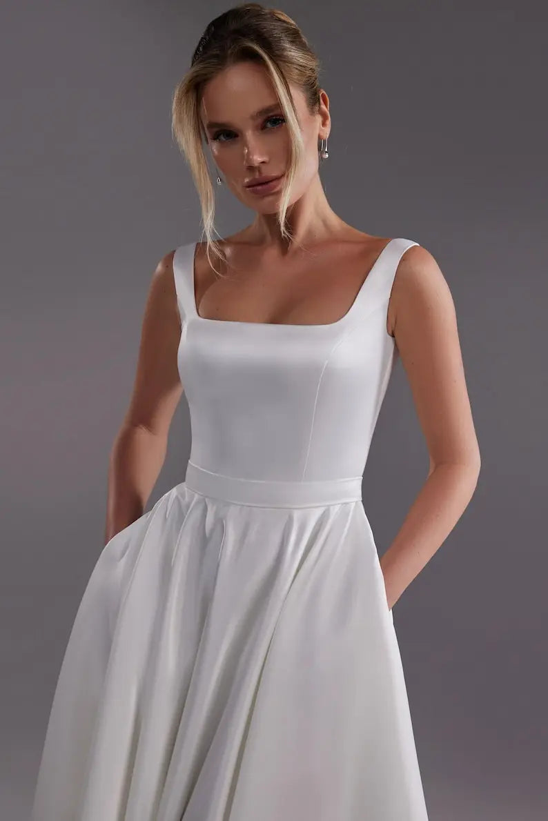Elegant A Line Wedding Dresses Modern Princess Bridal Dress White Satin Backless Women Formal Wedding Gown Customized