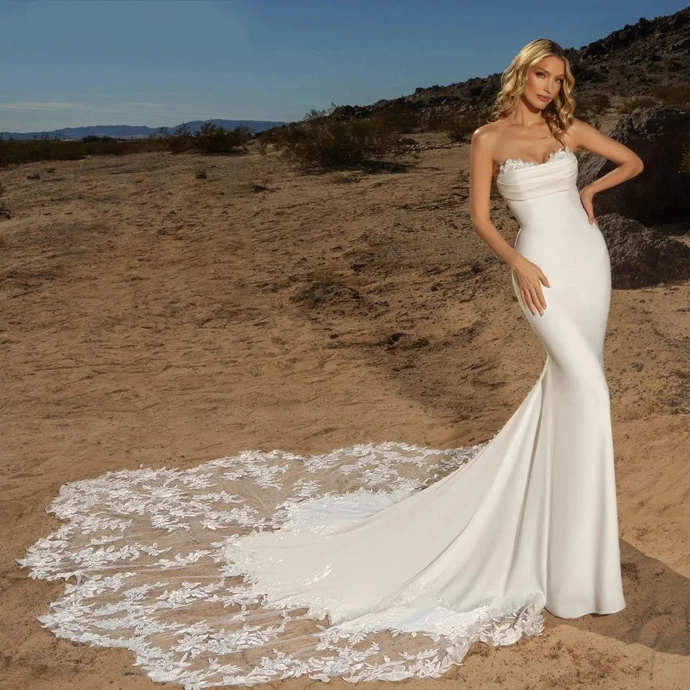 Fancy strapless lace appliques sleeveless mermaid sweep train beach boho satin wedding dress bridal gown
