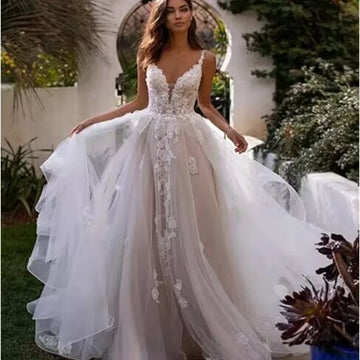 Customized Wedding Dress Spaghetti Straps Plus Size Wedding Dresses for Bride V-neck Elegant and Pretty Women's Dresses