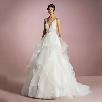 V Neck Wedding Dresses Luxury Layered Tulle Lace Spaghetti Straps Bridal Gown Ball Gown Princess Brides Dresses Customized