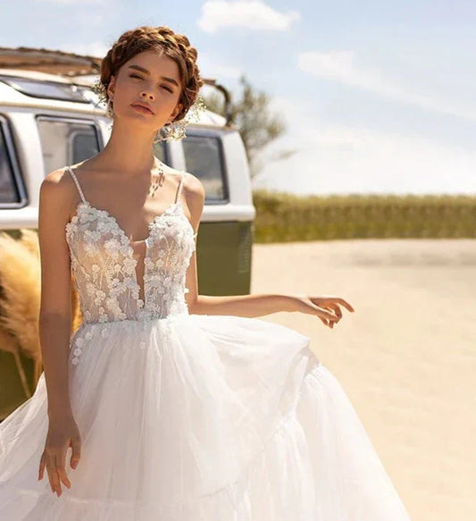 BOHO Wedding Dress 2024 Deep V-neck Backless Pearls Bridal Gown Spaghetti Strap A-Line Sweetheart Vestidos De Novia