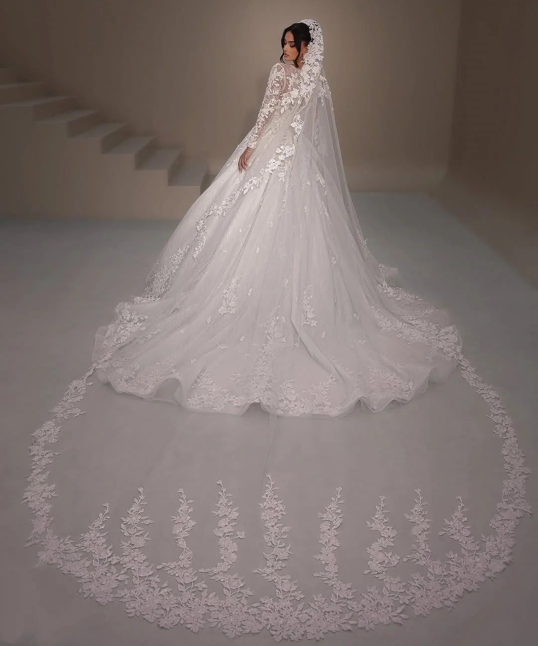 Woman bride dress - detail
