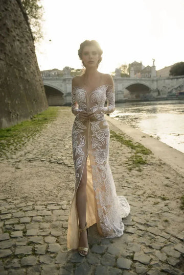 Boho Mermaid Wedding Dress Sweethear Off Shoulder Long Sleeves Illusion Backless Tulle Appliques Beach Party dress for Bridal