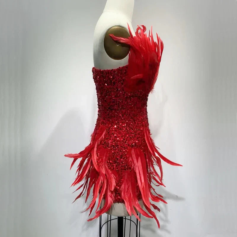 Factory Wholesale Women's Red Feather Strapless High-End Luxury Mini Sexy Boutique Celebrity Cocktail Party Dress