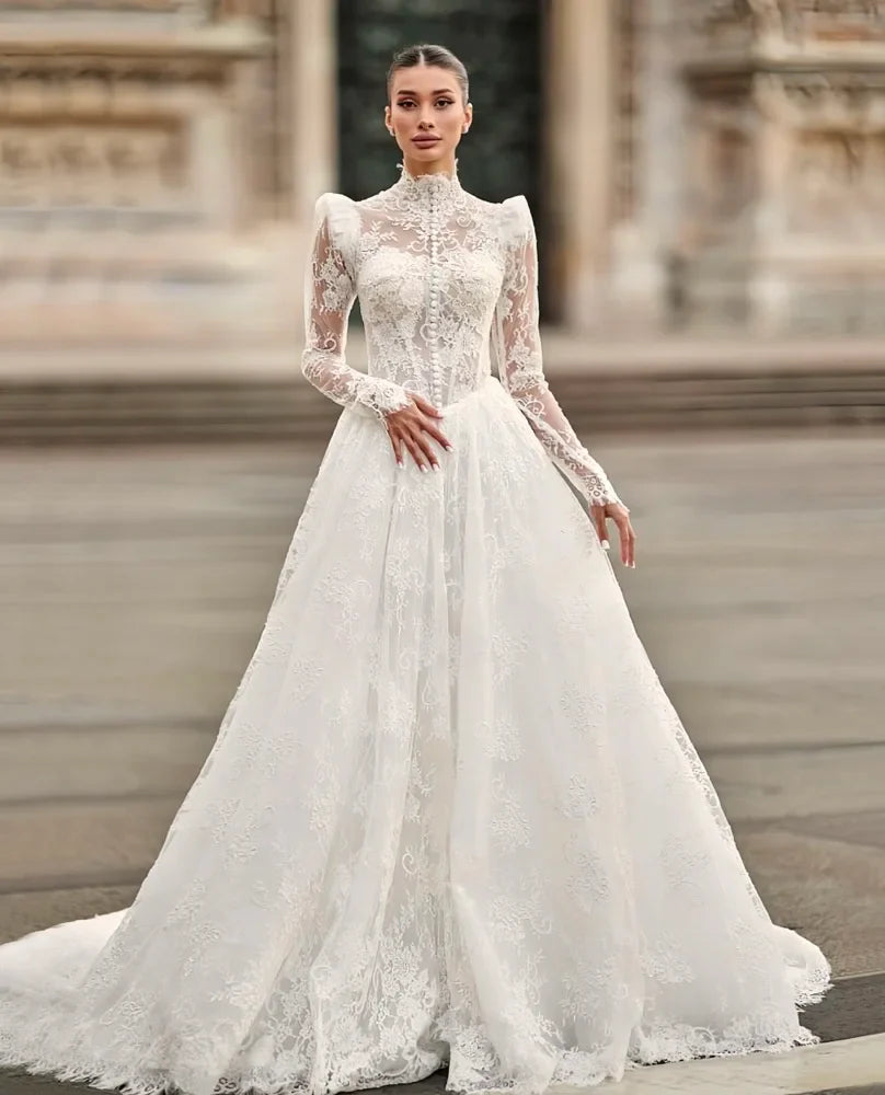 Classic French Vintage Lace Applique White Wedding Dress Cut Out Tulle Outdoor Bridal Gown Bride Party Dress Customized