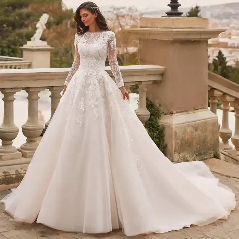 Elegant O-neck long sleeve wedding dress lace appliques A-line bridal gown princess