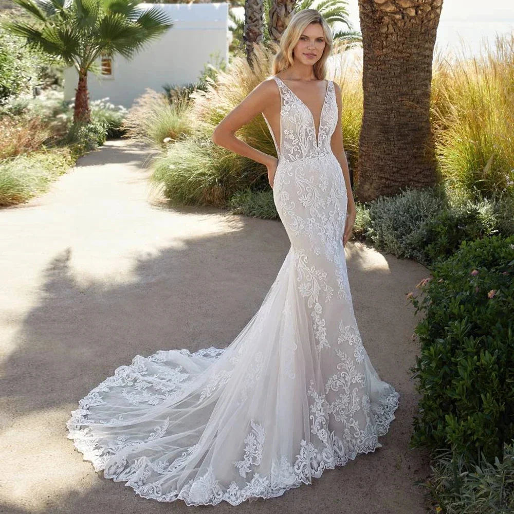 Fashion mermaid wedding dress 2026 wide straps deep V-neck backless lace tulle boho beach bridal gown