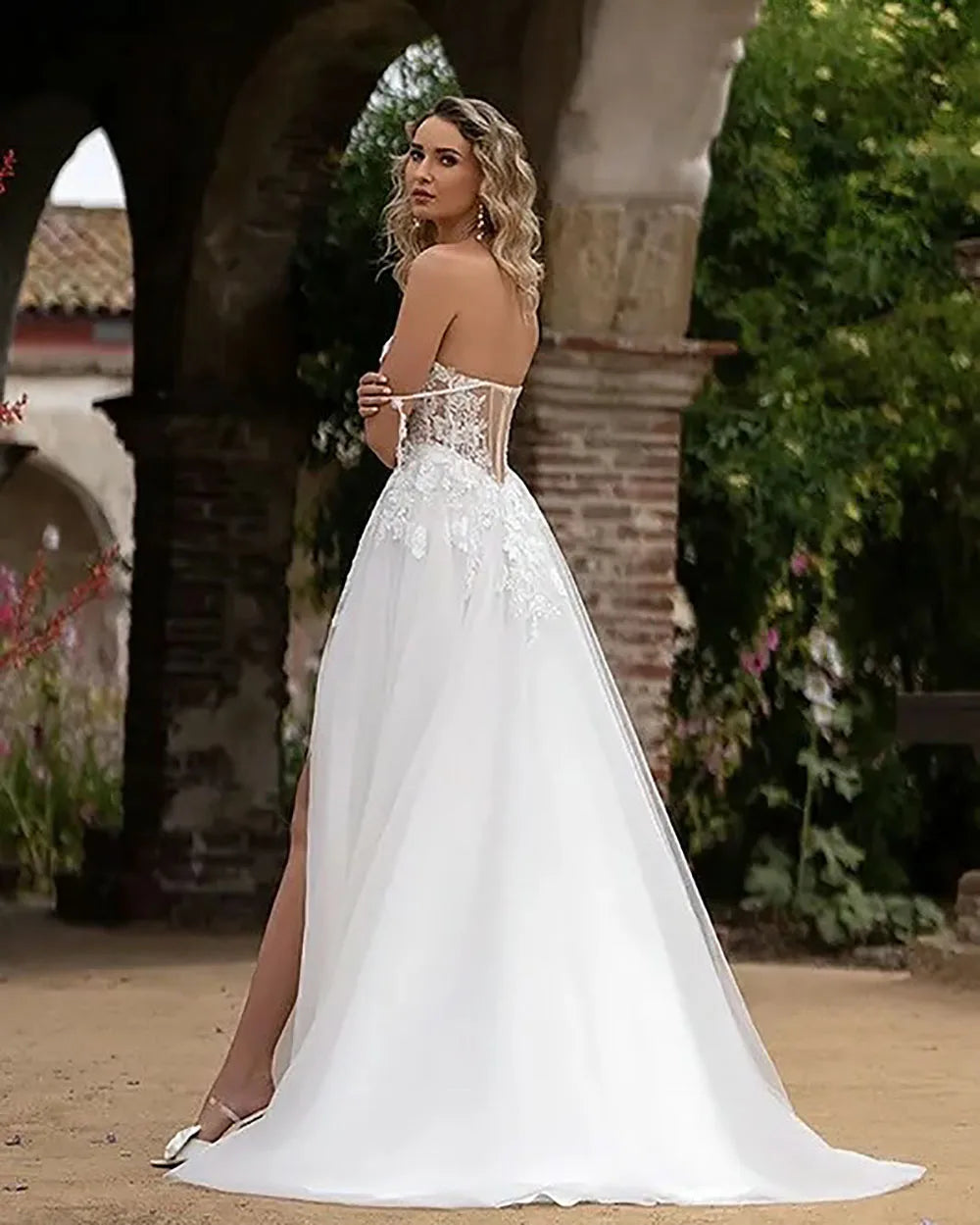 Customized Off Shoulder V Neck Boho Wedding Dress Lace Appliques Sexy Slit Tulle Brides Gown A Line Backless Bridal Dress