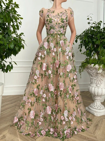 Graceful moroccan dress - front