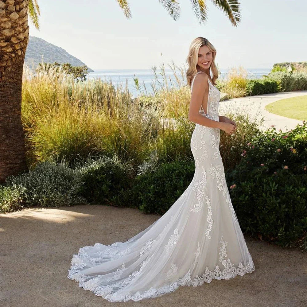Backless applique - side angle